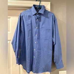 Men’s 32/33 Croft & Barrow button-up dress shirt